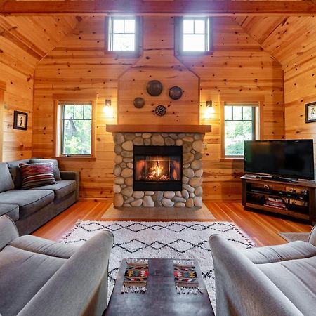 On The River Wooded Bliss Cabin Near Loloma McKenzie Bridge エクステリア 写真