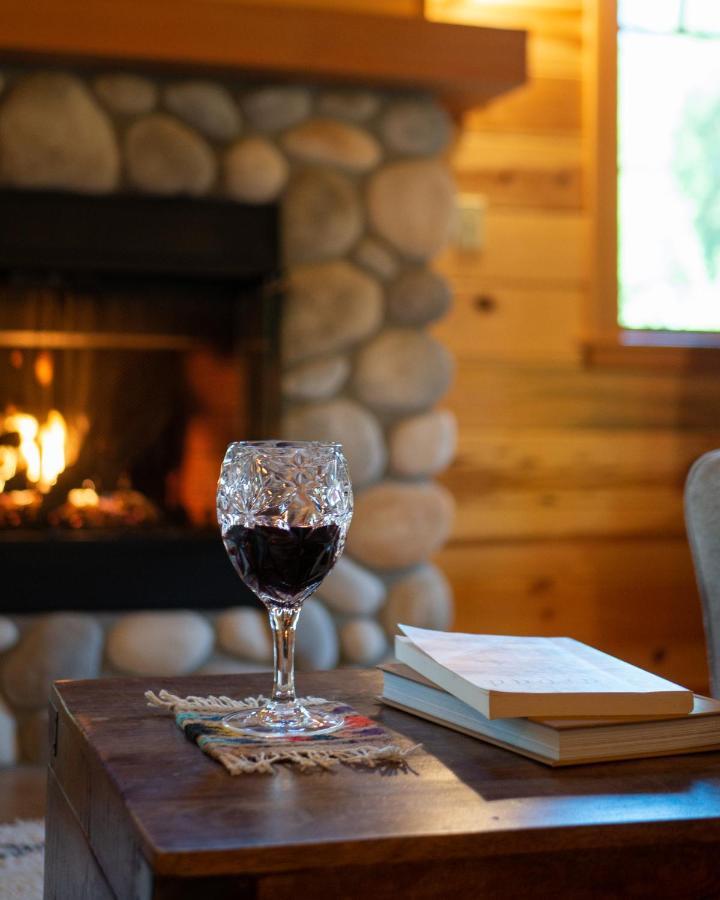 On The River Wooded Bliss Cabin Near Loloma McKenzie Bridge エクステリア 写真