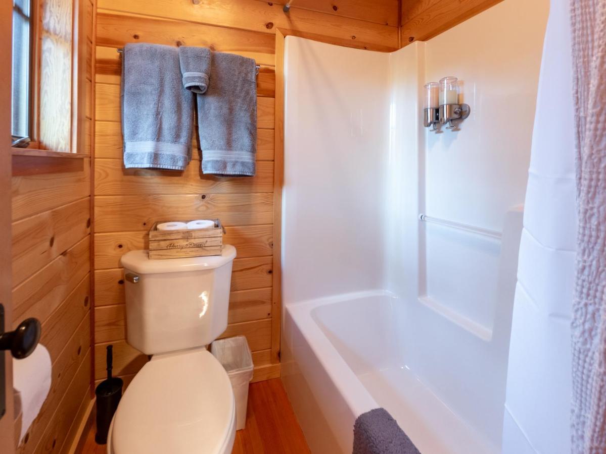On The River Wooded Bliss Cabin Near Loloma McKenzie Bridge エクステリア 写真