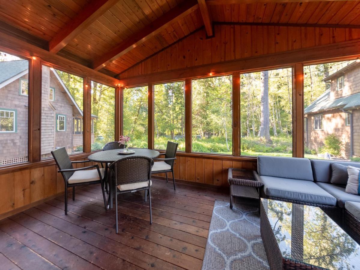 On The River Wooded Bliss Cabin Near Loloma McKenzie Bridge エクステリア 写真